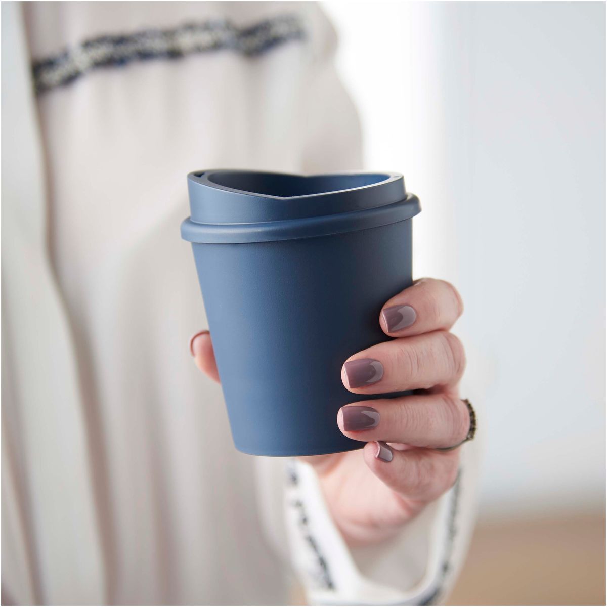 Enkelwandige koffiebekers to go 200 ml met klikdeksel