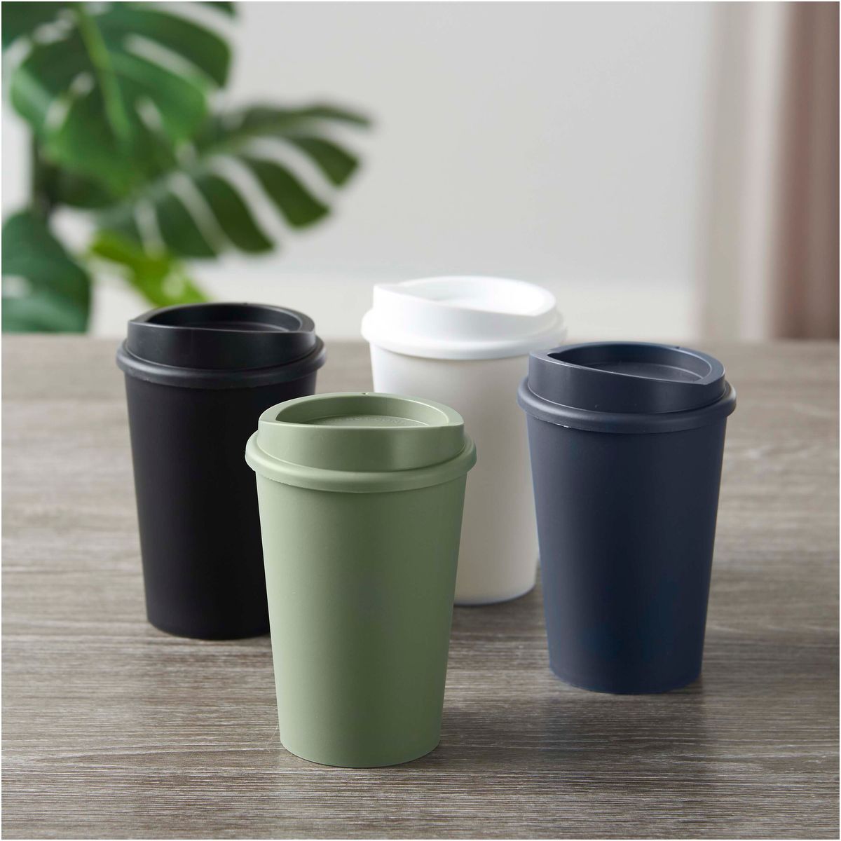 Enkelwandige koffiebekers to go 300 ml met klikdeksel