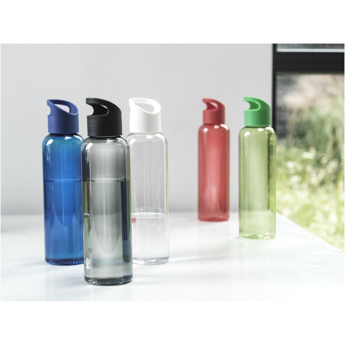 Gerecyclede PET-waterflessen 650 ml met handvat in de dop