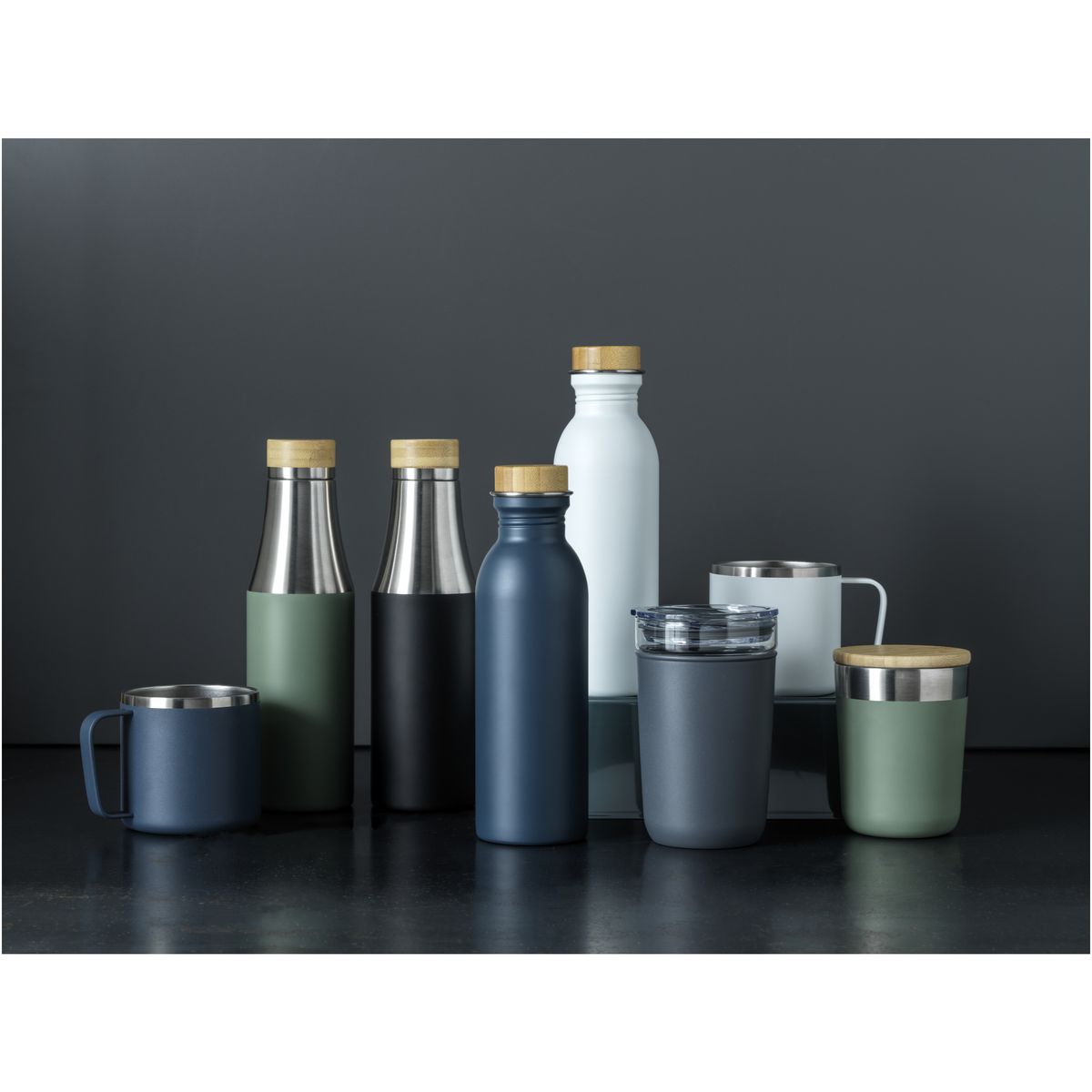 RVS-thermosbekers 330 ml met koper-vacuümisolatie en bamboe deksel