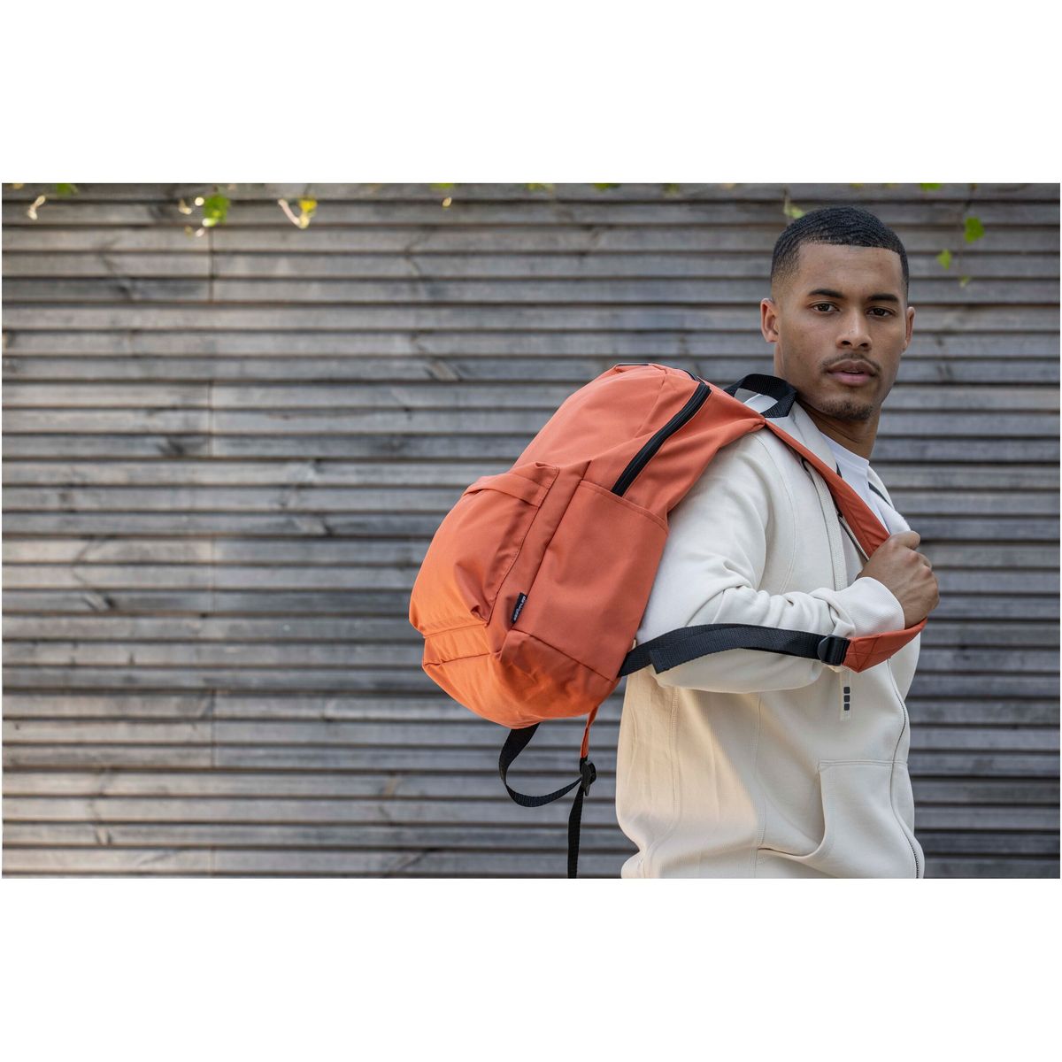 Waterafstotende gerecyclede laptoprugzakken 14 inch, 16 liter